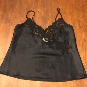 black victoria’s secret sleep top